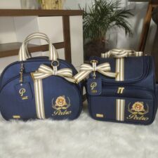 Postagem de Conjunto Bolsas Maternidade Luxo do Brasil para Arábia Saudita